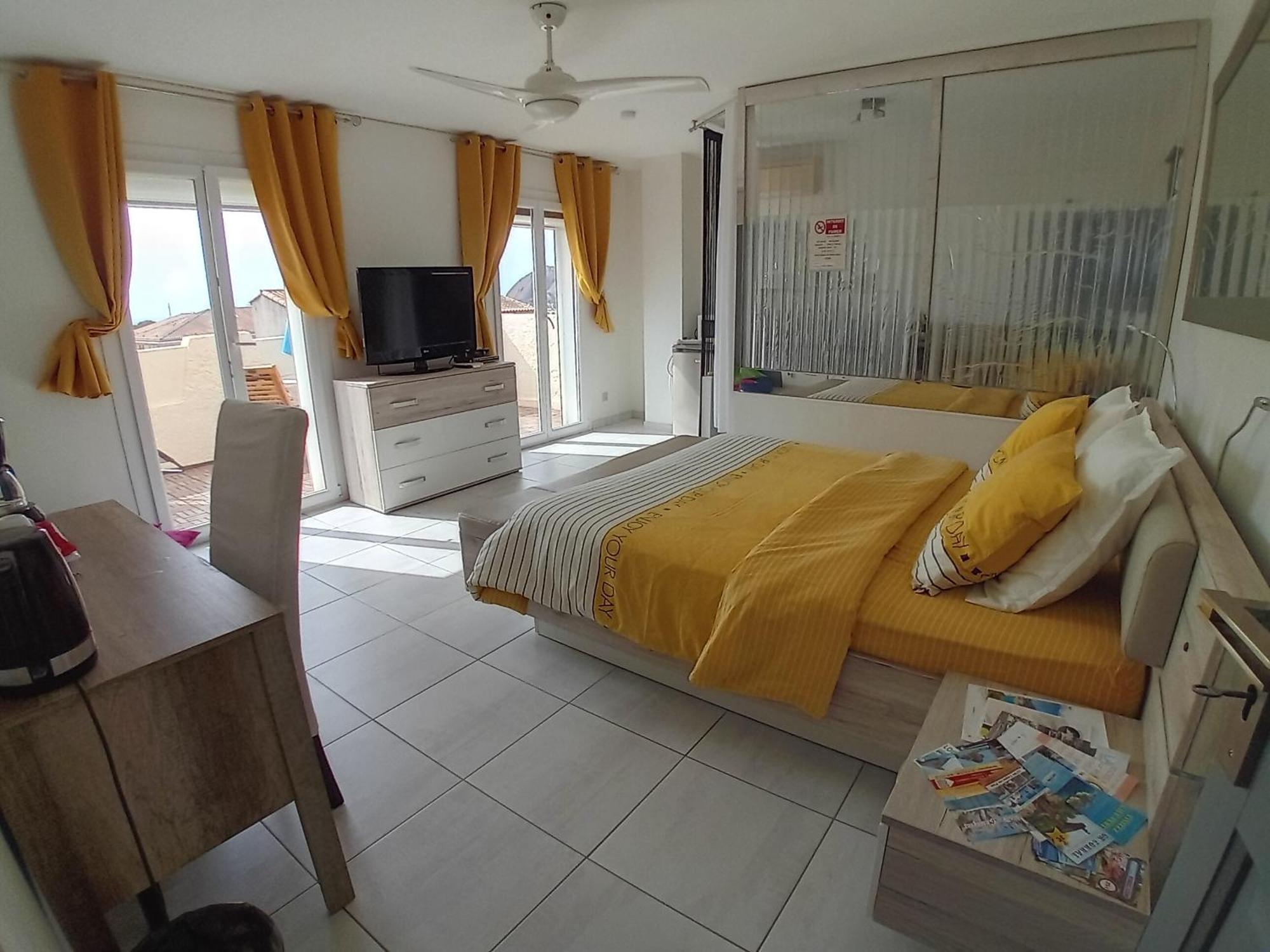 Charmante Chambre Avec Vue Mer La Ciotat Exterior photo